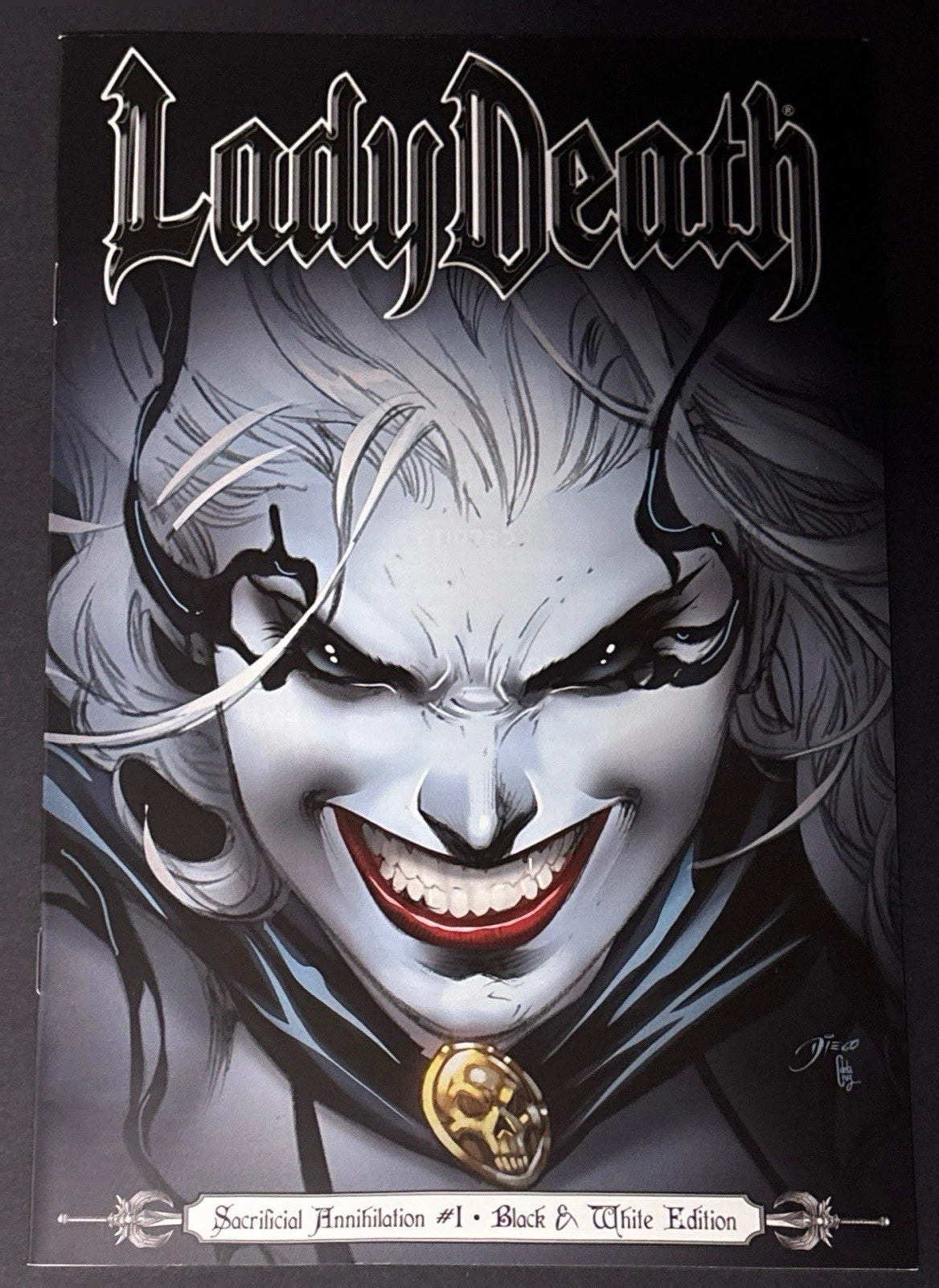 Lady Death: Sacrificial Annihilation #1 - Black & White Edition